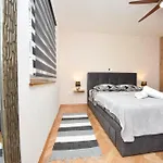 Kuca Za Odmor L&l Vila Bibinje