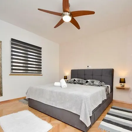 Kuca Za Odmor L&l Villa Bibinje