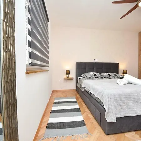 Kuca Za Odmor L&l Vila Bibinje