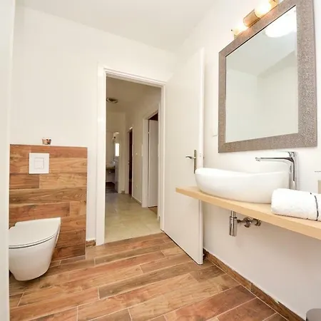 Vila Kuca Za Odmor L&l Bibinje