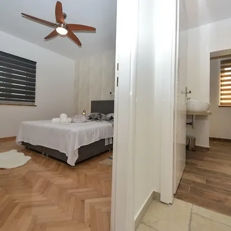 Villa Kuca Za Odmor L&l